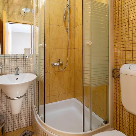 Gianni Apartment Makarska