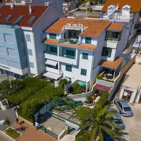 Gianni Apartamento Makarska